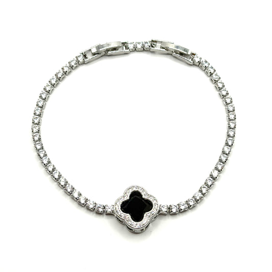 Tijdloze clover dames armband zilver met verfijnde afwerking