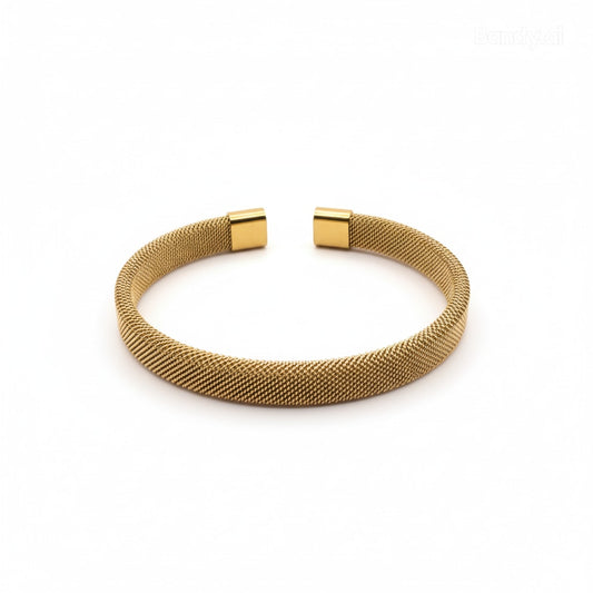 Lineaire heren armband met minimalistisch en tijdloos ontwerp
